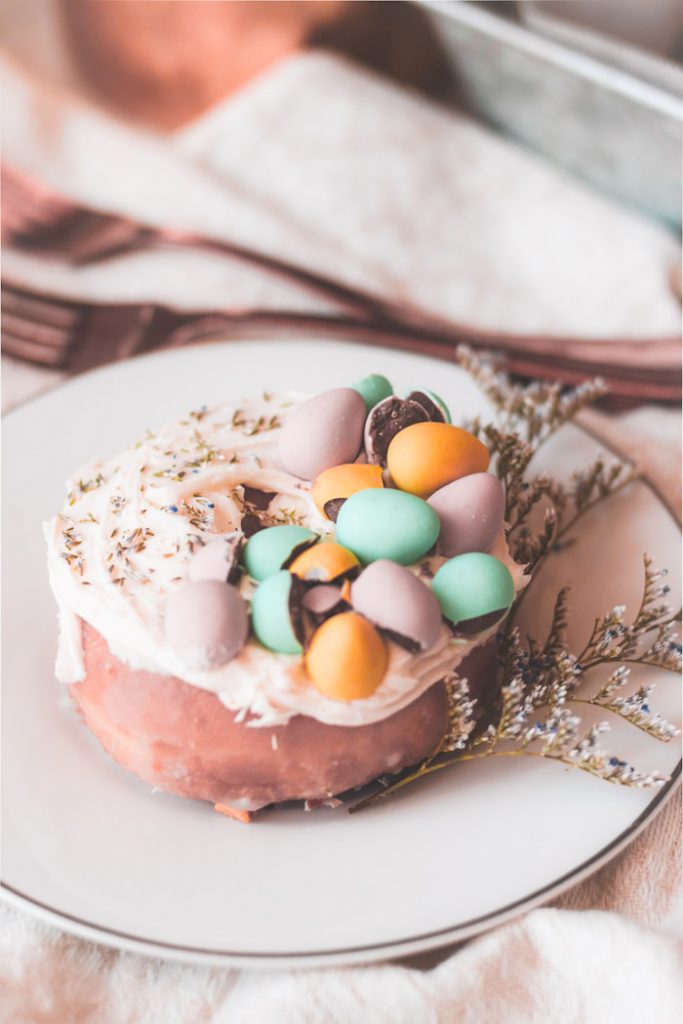 Food & Drink :: Beautifully Decorated Pastel Easter Donuts – My Little ...
